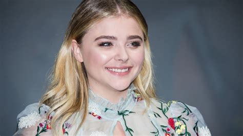 Yup, Chloë Grace Moretz Got a Bleached Bob Haircut 